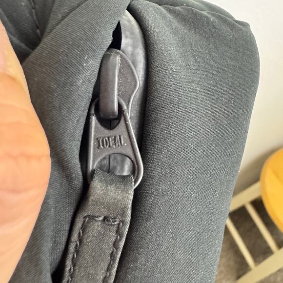 Yeezy Gap x Balenciaga Black Snake Bag - Picture 6 of 9